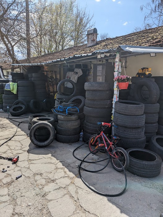 Tire service