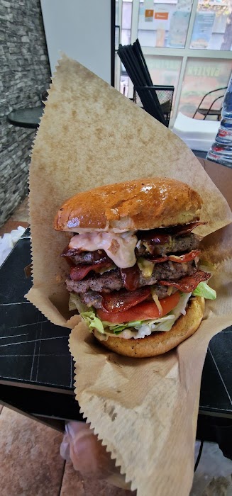 Golden Burger - PLOVDIV
