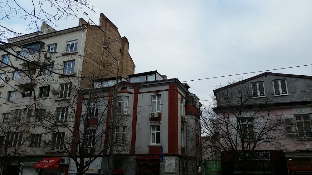 „ЛОРА - Медицински център за жената“