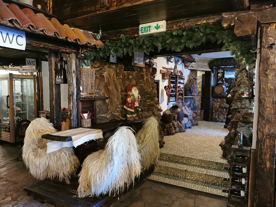 Momini Dvori - Mehana and Hotel