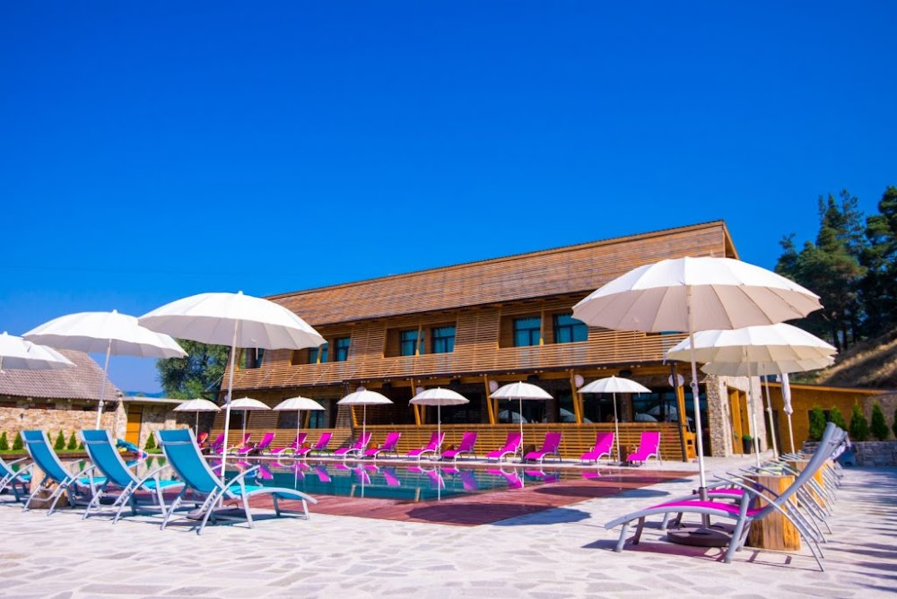 Villa Victoria - thermal spa hotel in Banya