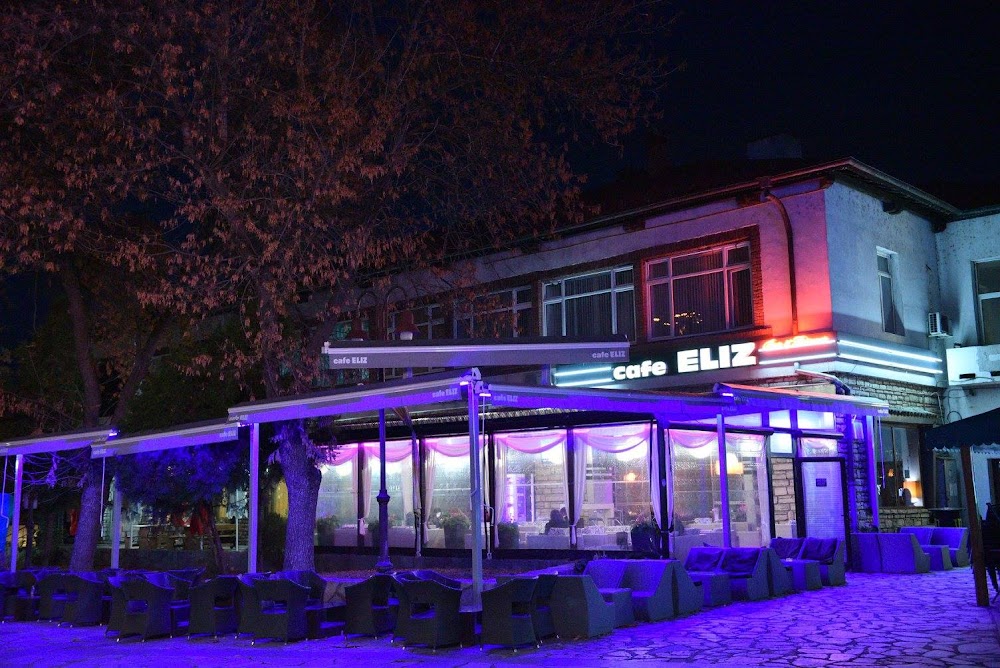 Cafe Bar And Street Food Eliz