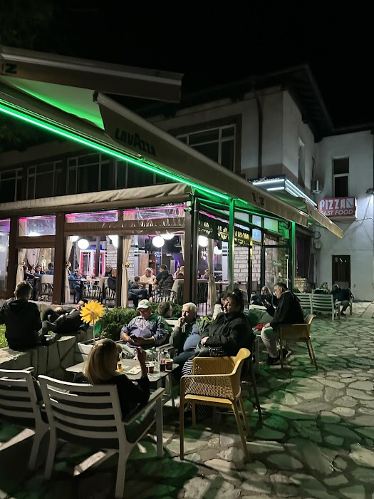 Cafe Bar And Street Food Eliz
